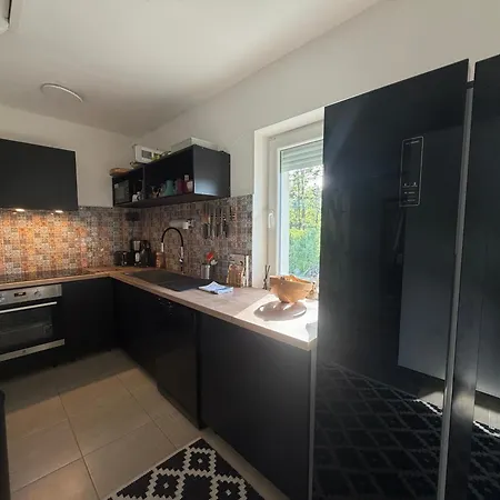 Apartament Hillside *